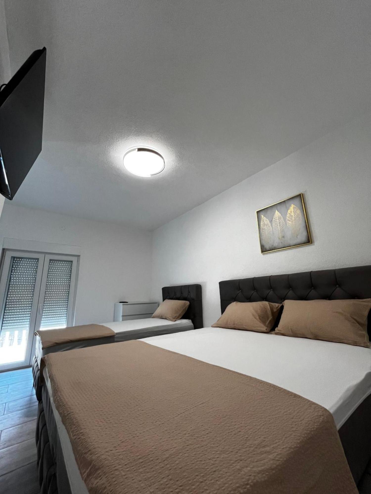 Twin Apartments Ivanica Ngoại thất bức ảnh